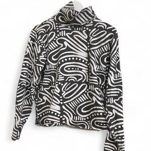 Nooworks Black and White Patterned turtle neck squiggle print